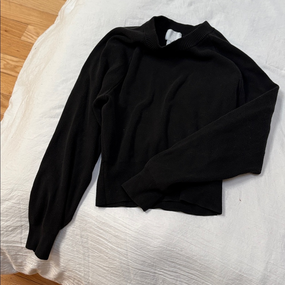 H&M sweater top - Picture 7 of 7